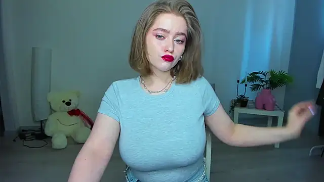 Snapshot of AidaPerry chatting on 4, 5, 2026 AidaPerry online show from 4, 5, 2026