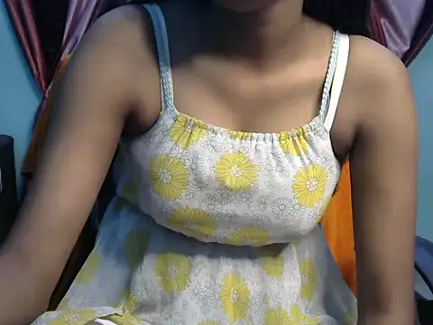 Snapshot of shrishtiGill chatting on 6, 12, 2024 shrishtiGill online show from 6, 12, 2024