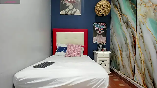 BustyAmanda online show from 13, 11, 2025