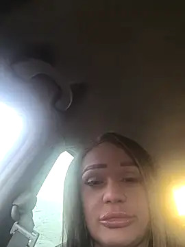 ImCarolinaCutiexxx online show from 25, 9, 2025