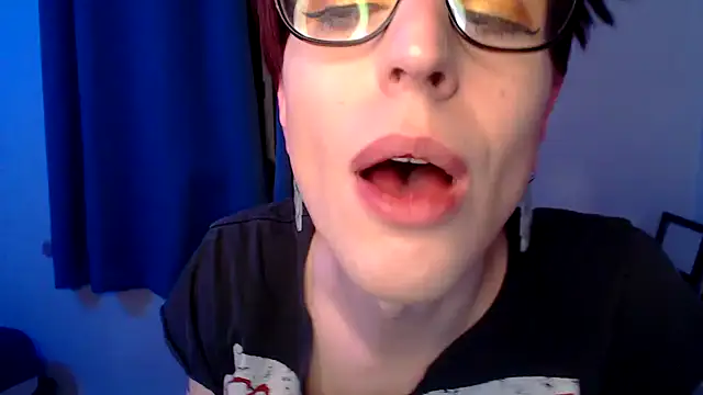 Snapshot of RyffBurnz chatting on 12, 1, 2025 RyffBurnz online show from 12, 1, 2025