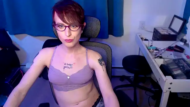 Snapshot of RyffBurnz chatting on 12, 3, 2025 RyffBurnz online show from 12, 3, 2025