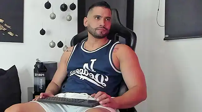 Dereck vega online show from 19, 12, 2024