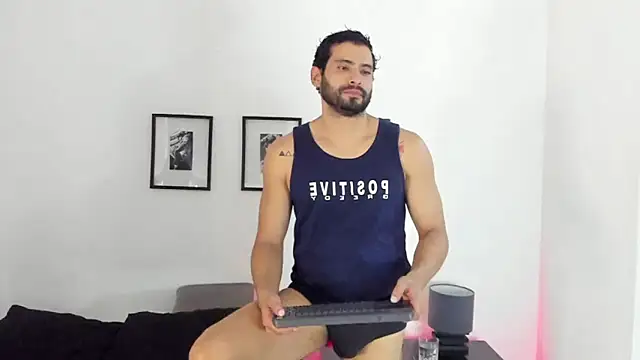 Dereck vega online show from 2, 10, 2025