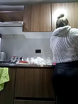 coral smitth online show from 13, 11, 2025