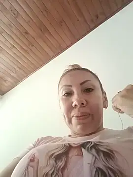 Snapshot of coral_smitth chatting on 11, 6, 2026 coral smitth online show from 11, 6, 2026