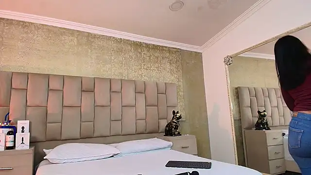 EmmaTorres  online show from 20, 3, 2025