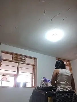 EmmaTorres  online show from 20, 11, 2025