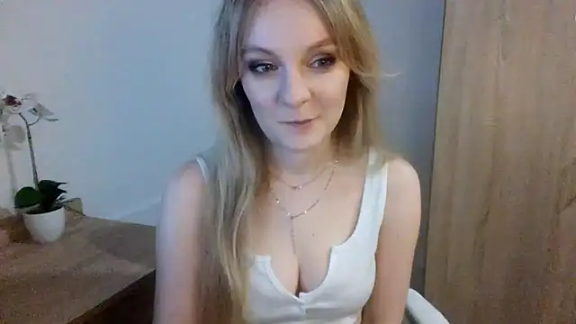 AlmaHoney online show from 17, 3, 2025