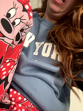 Snapshot of Cloew_Marz chatting on 23, 11, 2025 Cloew Marz online show from 23, 11, 2025