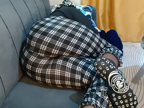 leslysexygirl online show from 17, 9, 2025