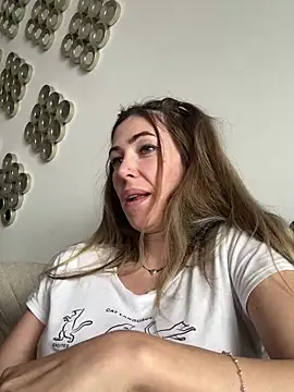 RaquelleDevon online show from 15, 3, 2025