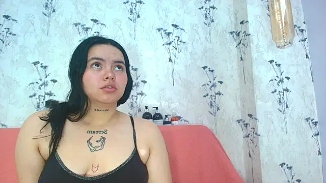 Snapshot of Mia_candy_0 chatting on 8, 2, 2025 Mia candy 0 online show from 8, 2, 2025