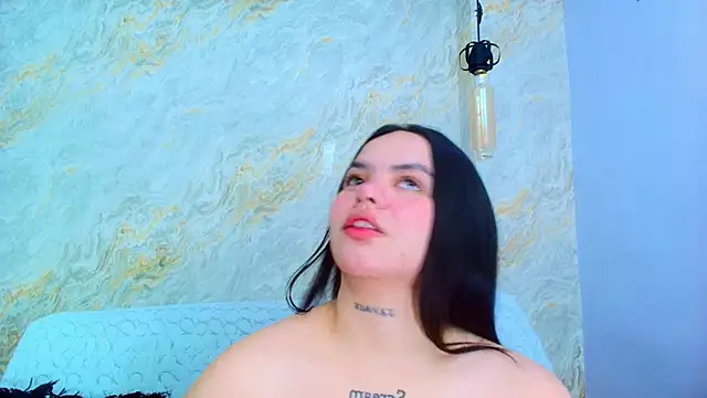 Mia candy 0 online show from 15, 12, 2025