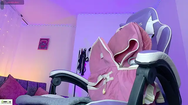 Miss scarllet  online show from 23, 6, 2026