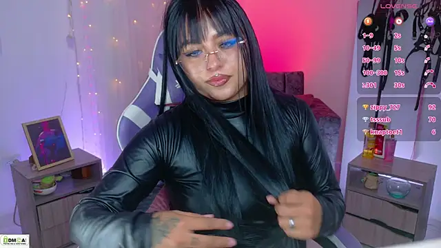 Miss scarllet  online show from 28, 7, 2026