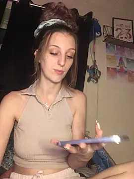 Snapshot of indie-rayne chatting on 16, 12, 2024 indie-rayne online show from 16, 12, 2024