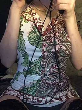 Snapshot of indie-rayne chatting on 4, 1, 2025 indie-rayne online show from 4, 1, 2025