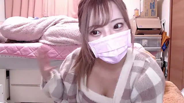 Snapshot of _chanMOMO_ chatting on 22, 12, 2024 chanMOMO online show from 22, 12, 2024