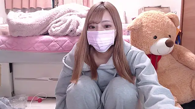 Snapshot of _chanMOMO_ chatting on 30, 12, 2024 chanMOMO online show from 30, 12, 2024
