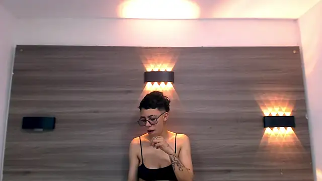 Cutie Shy  online show from 4, 2, 2025