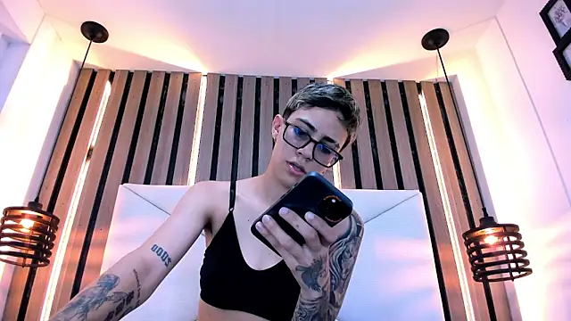 Cutie Shy  online show from 4, 2, 2026