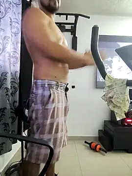 Snapshot of LatinMar chatting on 14, 2, 2025 LatinMar online show from 14, 2, 2025