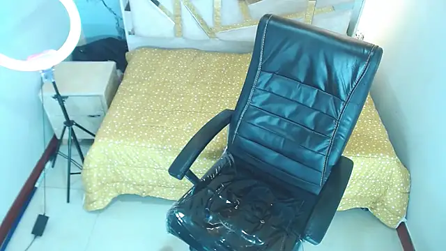 Salome Milf202 online show from 12, 11, 2025