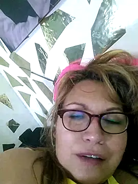 Kazsandraa online show from 22, 3, 2025