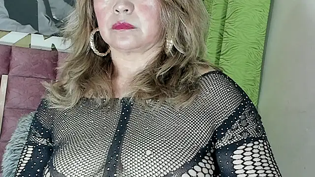 Kazsandraa online show from 6, 1, 2026