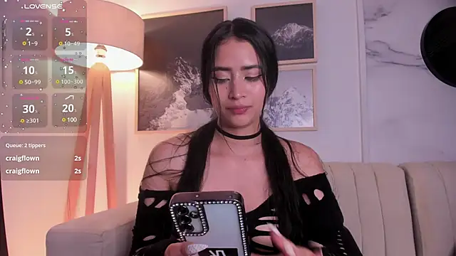 Snapshot of lara_madisson chatting on 9, 3, 2025 lara madisson online show from 9, 3, 2025