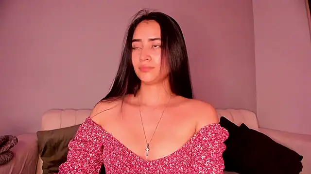 Snapshot of lara_madisson chatting on 10, 5, 2026 lara madisson online show from 10, 5, 2026