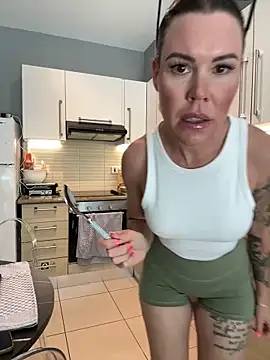 Lara Bergmann online show from 21, 4, 2026