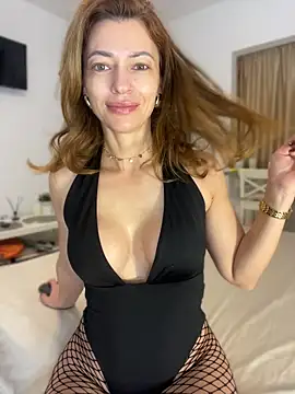 AdeleLovely online show from 19, 6, 2026