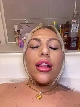 Arabellalee23 online show from 16, 1, 2026