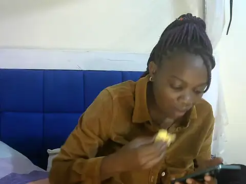 beauty petite online show from 11, 10, 2025