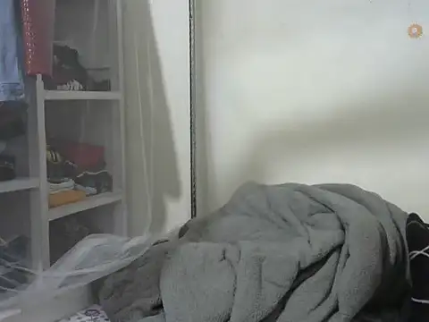 Snapshot of beauty_petite chatting on 13, 2, 2026 beauty petite online show from 13, 2, 2026