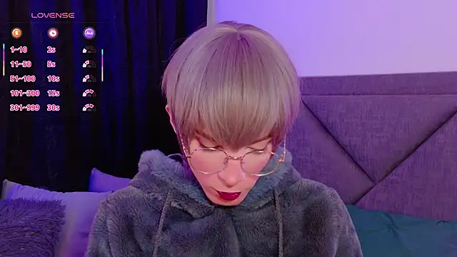 Snapshot of Sammy_Russell chatting on 28, 9, 2025 Sammy Russell online show from 28, 9, 2025