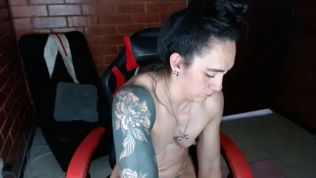 Snapshot of dannafitness chatting on 31, 1, 2025 dannafitness online show from 31, 1, 2025