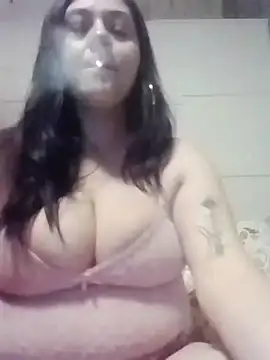Snapshot of kriztal_pretty chatting on 14, 1, 2026 kriztal pretty online show from 14, 1, 2026