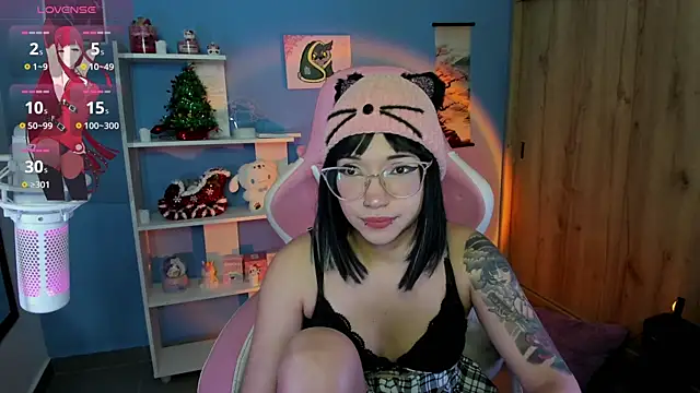 Snapshot of Artic_love chatting on 9, 1, 2025 Artic love online show from 9, 1, 2025