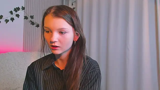 CindyGarrison online show from 25, 2, 2025