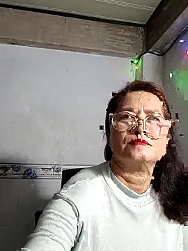 Snapshot of phnz chatting on 10, 2, 2026 phnz online show from 10, 2, 2026