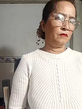 Snapshot of phnz chatting on 25, 2, 2026 phnz online show from 25, 2, 2026