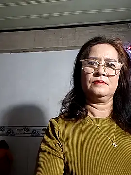 Snapshot of phnz chatting on 27, 2, 2026 phnz online show from 27, 2, 2026