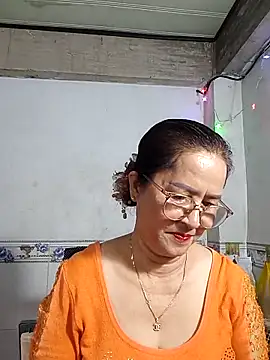 Snapshot of phnz chatting on 3, 3, 2026 phnz online show from 3, 3, 2026