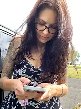 Snapshot of BeautifulMesss chatting on 16, 9, 2025 BeautifulMesss online show from 16, 9, 2025