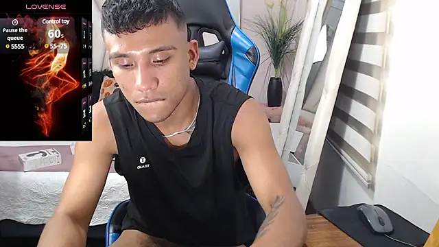 Snapshot of Backsex_boy chatting on 20, 2, 2025 Backsex boy online show from 20, 2, 2025