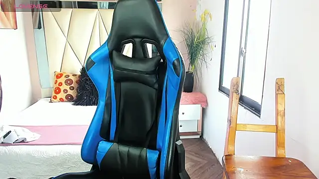 Snapshot of Backsex_boy chatting on 27, 2, 2025 Backsex boy online show from 27, 2, 2025