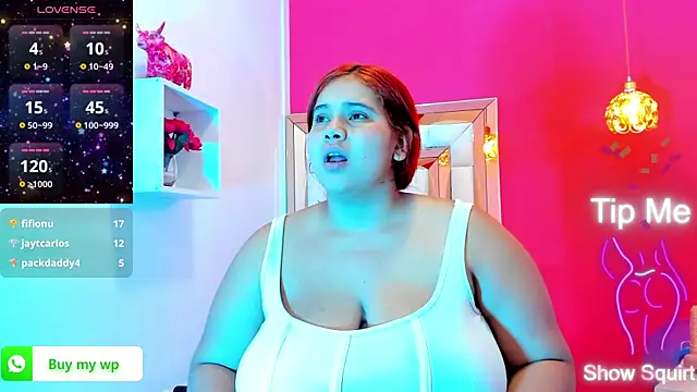 Snapshot of Alanna_hot3 chatting on 4, 2, 2025 Alanna hot3 online show from 4, 2, 2025